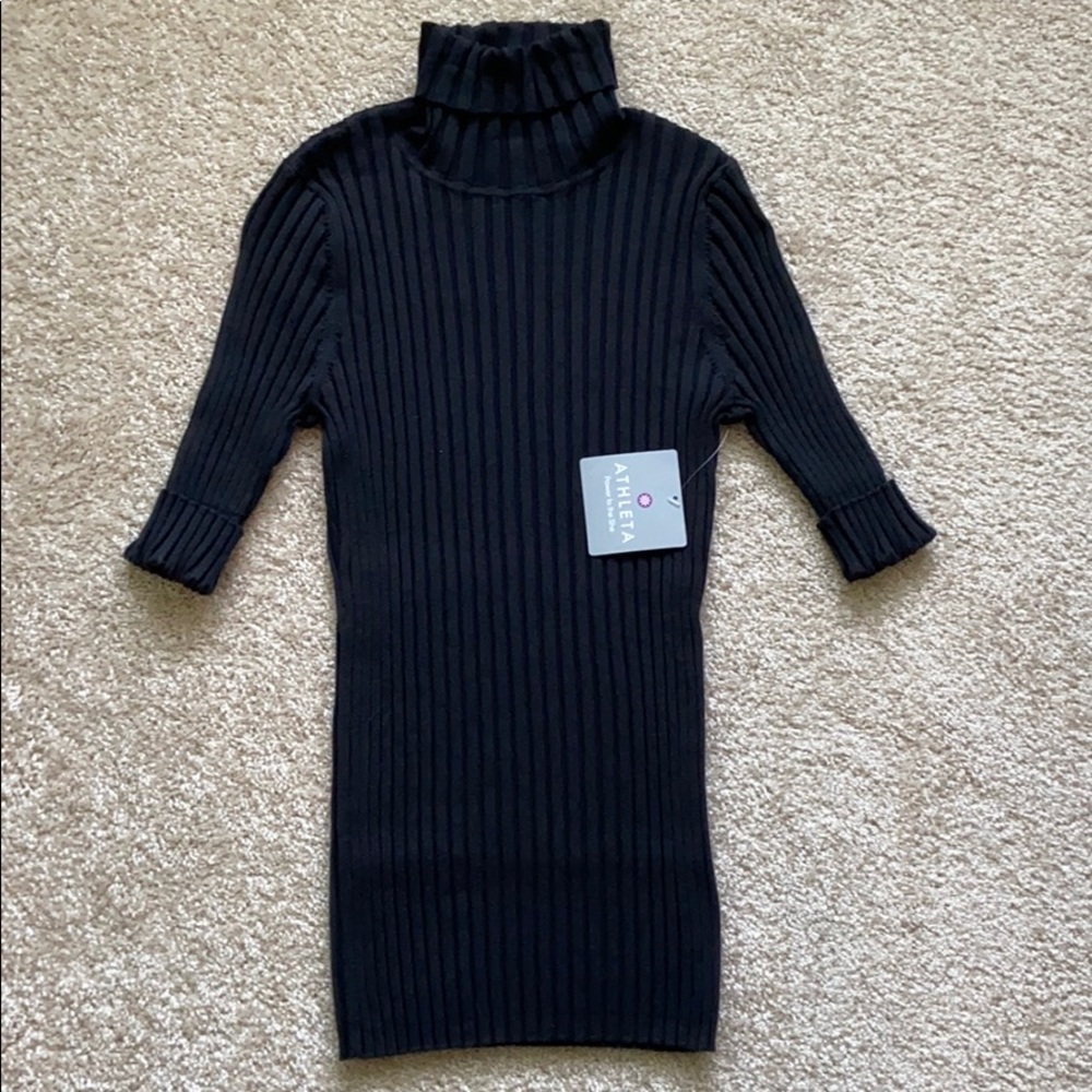 NWT Athleta 3/4 Sleeve Turtleneck